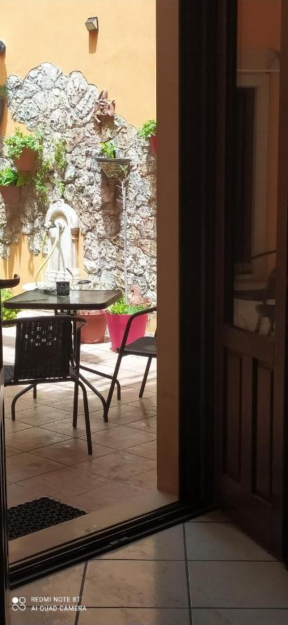 Come A Casa Syracuse ภายนอก รูปภาพ